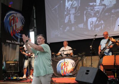 Hit Wave på scenen på Saltlageret i Haderslev.